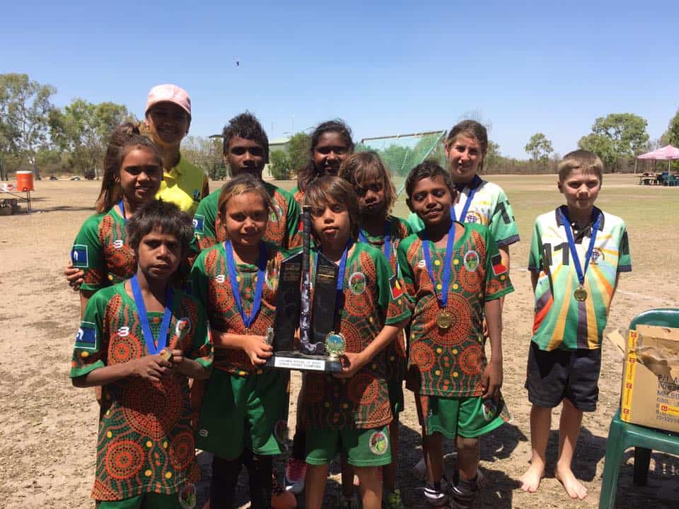 2017-09-16 14.01.14 Group of students winning hockey